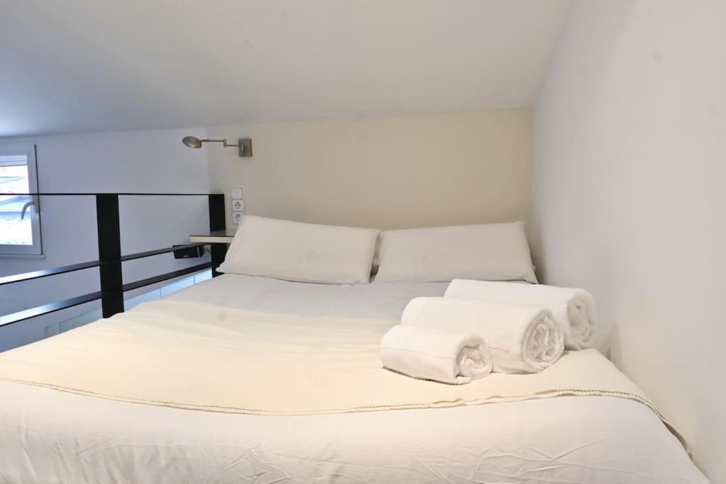 For You Rentals Apartamento Temporal Con Encanto A Pocos Metros Del Sol Myr13 Madrid Eksteriør billede