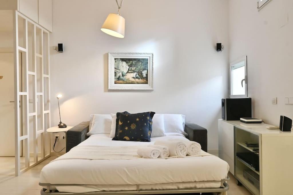 For You Rentals Apartamento Temporal Con Encanto A Pocos Metros Del Sol Myr13 Madrid Eksteriør billede