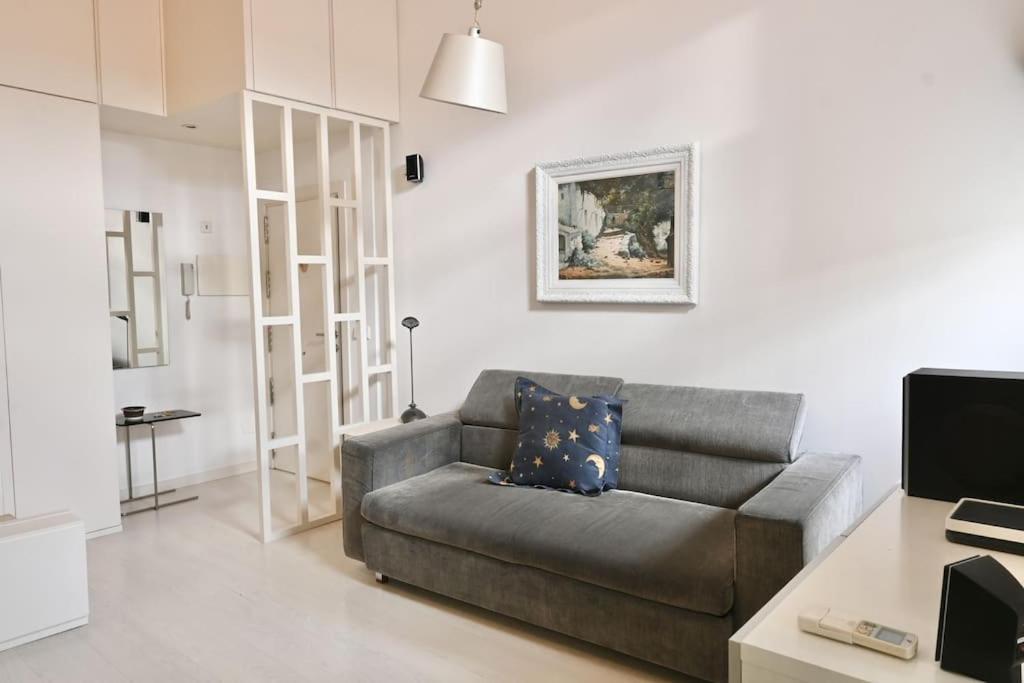 For You Rentals Apartamento Temporal Con Encanto A Pocos Metros Del Sol Myr13 Madrid Eksteriør billede