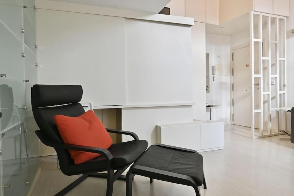 For You Rentals Apartamento Temporal Con Encanto A Pocos Metros Del Sol Myr13 Madrid Eksteriør billede