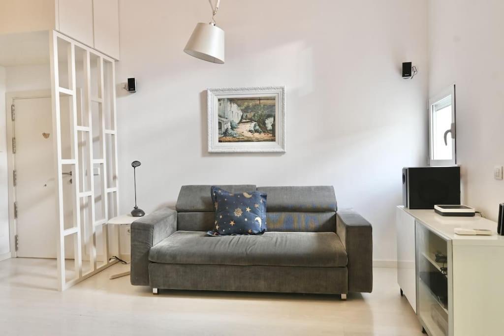 For You Rentals Apartamento Temporal Con Encanto A Pocos Metros Del Sol Myr13 Madrid Eksteriør billede